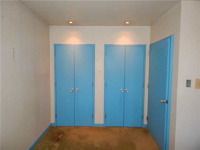 221 Sunset Dr, Wilkins Twp, PA 15235