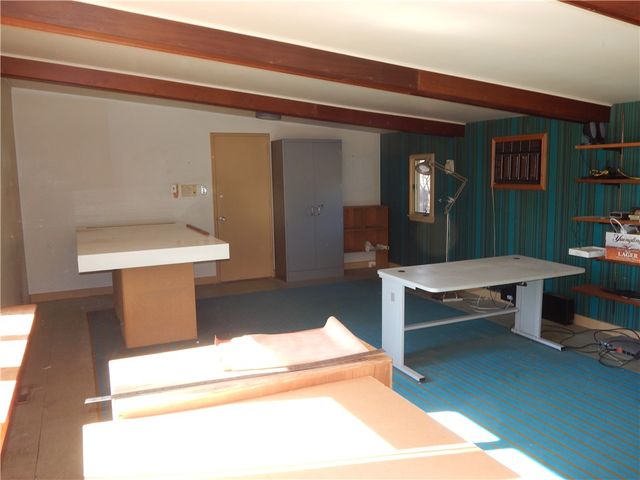 221 Sunset Dr, Wilkins Twp, PA 15235