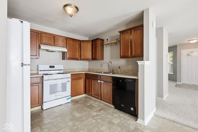 15448 Gallow Lane, Noblesville, IN 46060