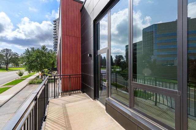 1240 S 2nd Street 119, Minneapolis, MN 55415