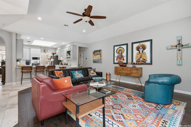 37 Rogers Wood, San Antonio, TX 78248