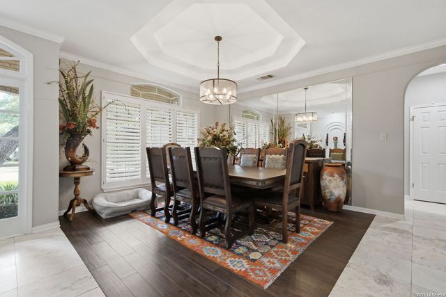 37 Rogers Wood, San Antonio, TX 78248