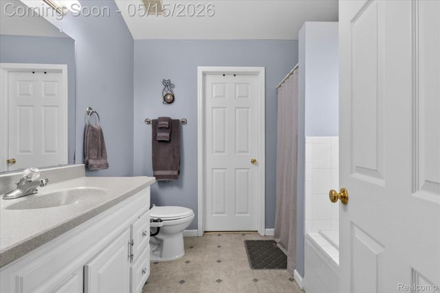 2131 N Norma Street, Westland, MI 48185