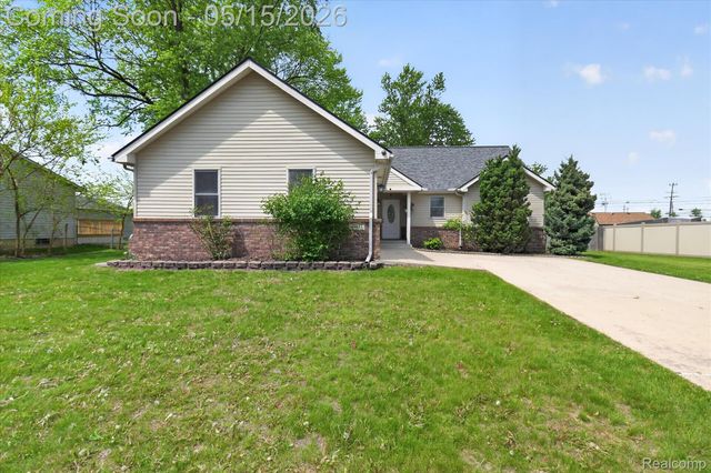 2131 N Norma Street, Westland, MI 48185