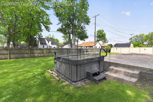 2131 N Norma Street, Westland, MI 48185