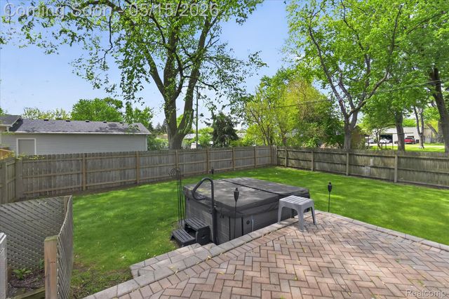 2131 N Norma Street, Westland, MI 48185
