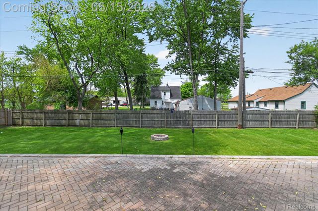 2131 N Norma Street, Westland, MI 48185