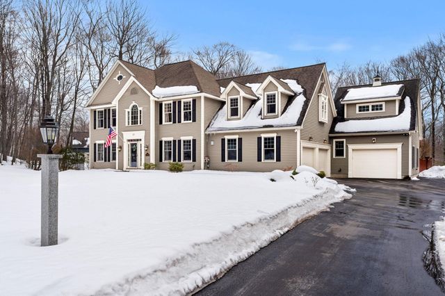 25 Hawk Drive, Bedford, NH 03110