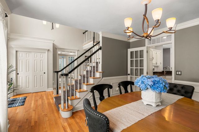 25 Hawk Drive, Bedford, NH 03110