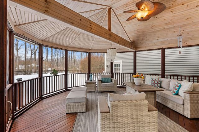 25 Hawk Drive, Bedford, NH 03110