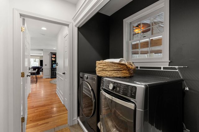 25 Hawk Drive, Bedford, NH 03110