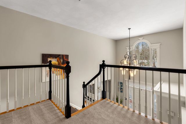 25 Hawk Drive, Bedford, NH 03110