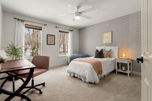 25 Hawk Drive, Bedford, NH 03110