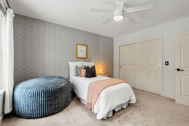 25 Hawk Drive, Bedford, NH 03110