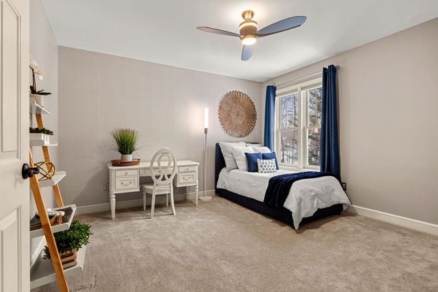 25 Hawk Drive, Bedford, NH 03110