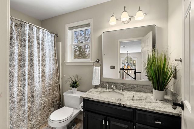 25 Hawk Drive, Bedford, NH 03110