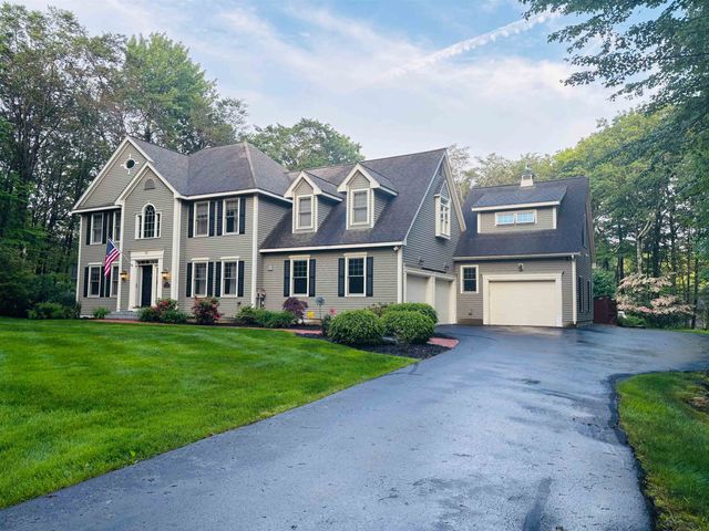 25 Hawk Drive, Bedford, NH 03110