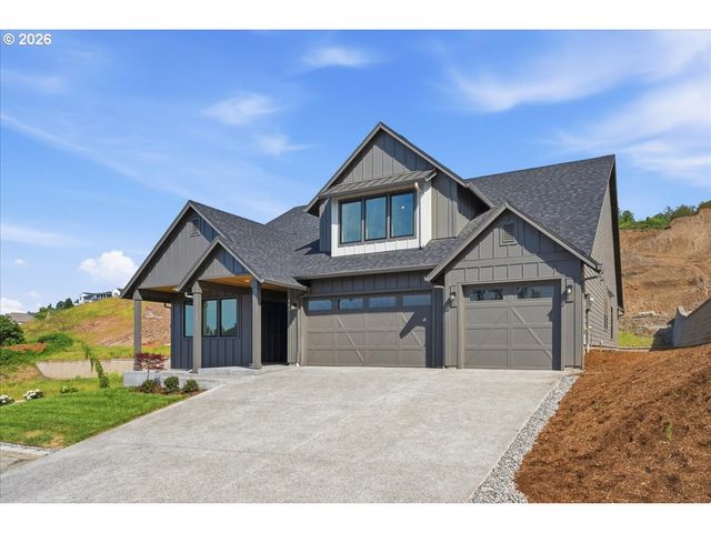 803 N V St, Washougal, WA 98671