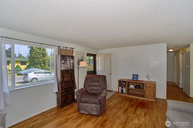17120 6th Avenue E, Spanaway, WA 98387