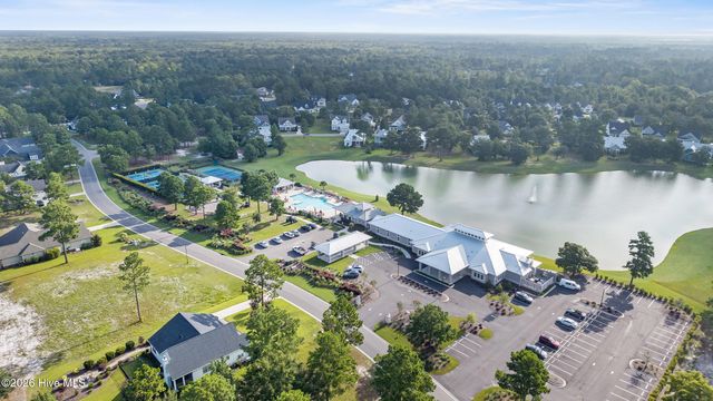 9506 Fallen Pear Lane NE, Leland, NC 28451