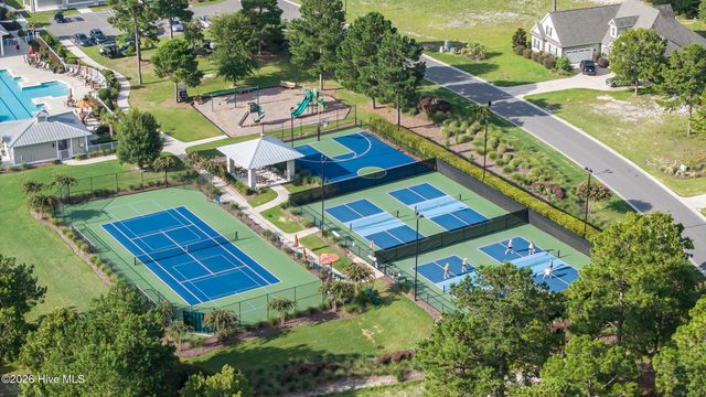 9506 Fallen Pear Lane NE, Leland, NC 28451