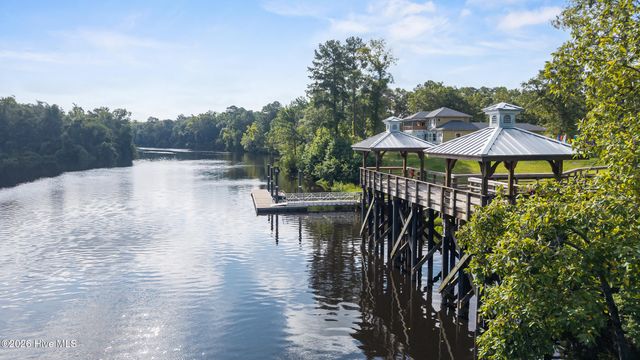 9506 Fallen Pear Lane NE, Leland, NC 28451