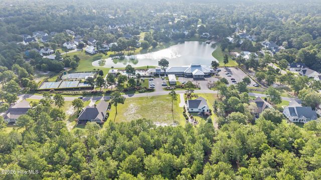 9506 Fallen Pear Lane NE, Leland, NC 28451