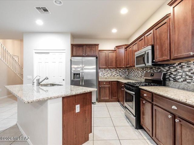 10581 E River Stone Court, Tucson, AZ 85747