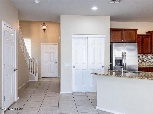 10581 E River Stone Court, Tucson, AZ 85747