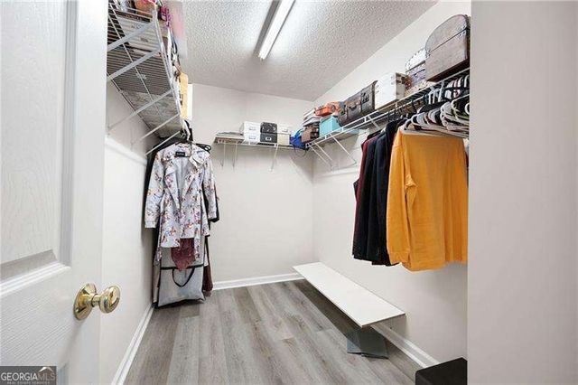 518 Wallnut Hall Cove, Woodstock, GA 30189