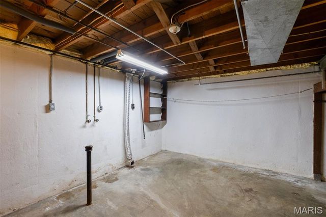 500 S Saint Jacques Street, Florissant, MO 63031