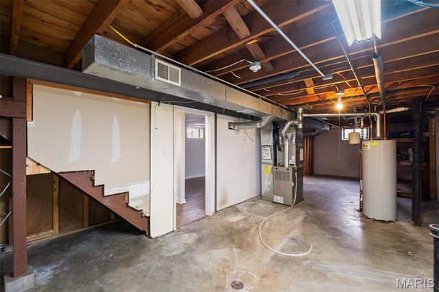 500 S Saint Jacques Street, Florissant, MO 63031