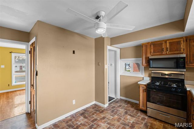 500 S Saint Jacques Street, Florissant, MO 63031