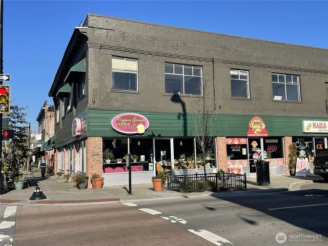 421 Wells Avenue S, Renton, WA 98057