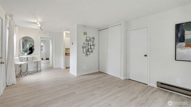 421 Wells Avenue S, Renton, WA 98057