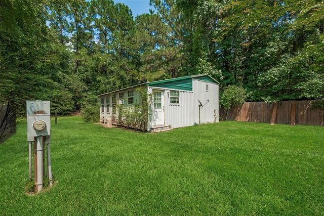 477 Canadian Dr, Trinity, TX 75862