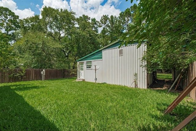 477 Canadian Dr, Trinity, TX 75862