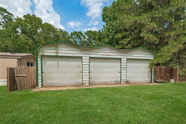 477 Canadian Dr, Trinity, TX 75862
