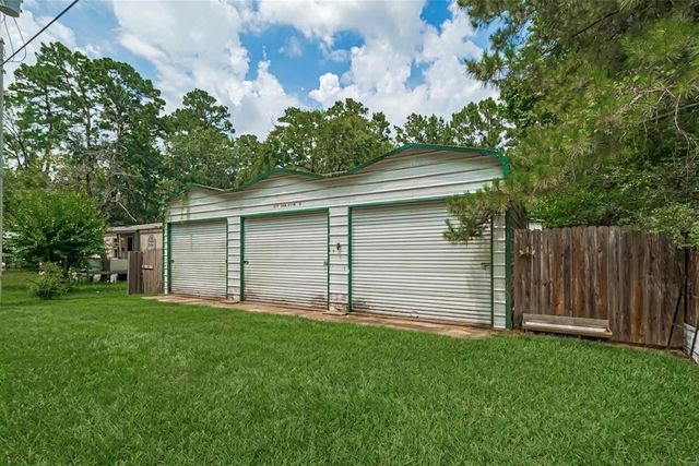 477 Canadian Dr, Trinity, TX 75862