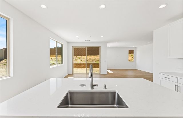 29425 Ironview Drive, Menifee, CA 92584