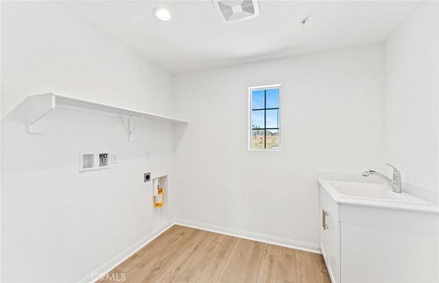 29425 Ironview Drive, Menifee, CA 92584