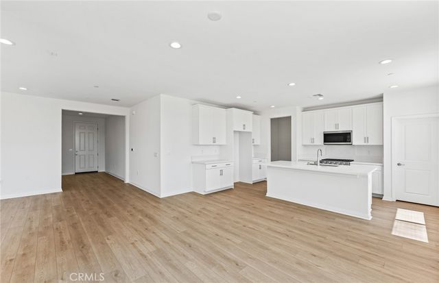 29425 Ironview Drive, Menifee, CA 92584