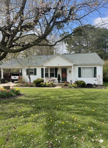109 Jean St, Paris, TN 38242