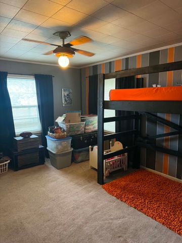 109 Jean St, Paris, TN 38242