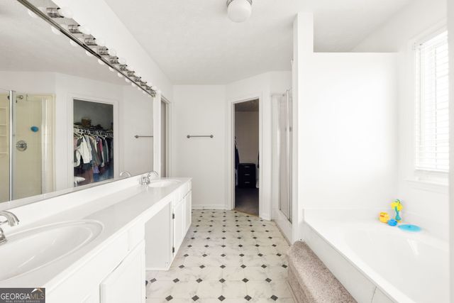 3384 Southern Oaks Court, Decatur, GA 30034