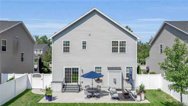 136 Lynette Lane, Amherst, NY 14228