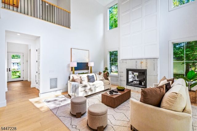 11 Florham Ave, Florham Park Boro, NJ 07932