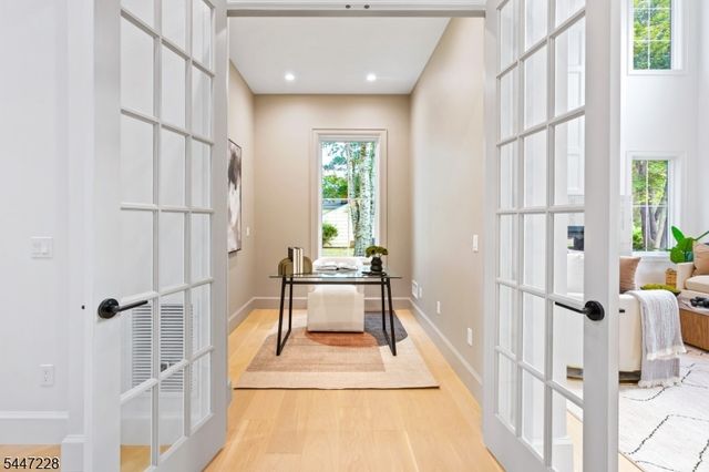 11 Florham Ave, Florham Park Boro, NJ 07932