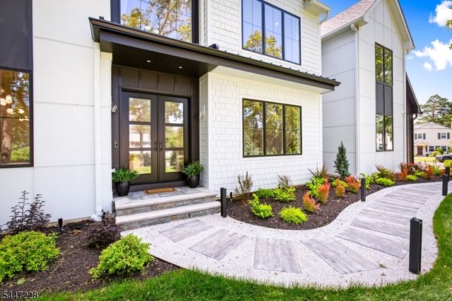 11 Florham Ave, Florham Park Boro, NJ 07932