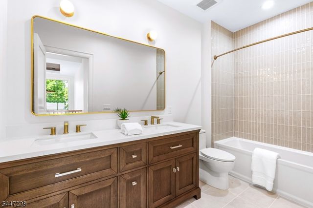 11 Florham Ave, Florham Park Boro, NJ 07932